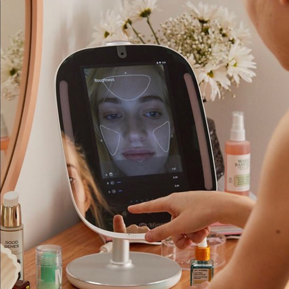 HiMirror Mini Smart Technology Mirrore NIB